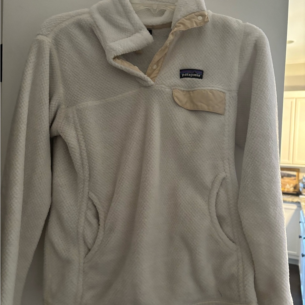 Patagonia Cream Fleece Jacket